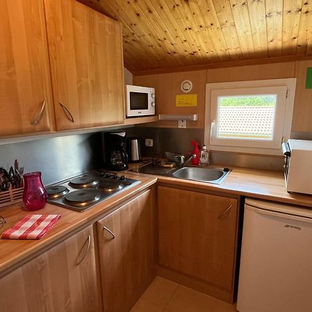 Les Chalets Du Piou Bussieres  Bagian luar foto